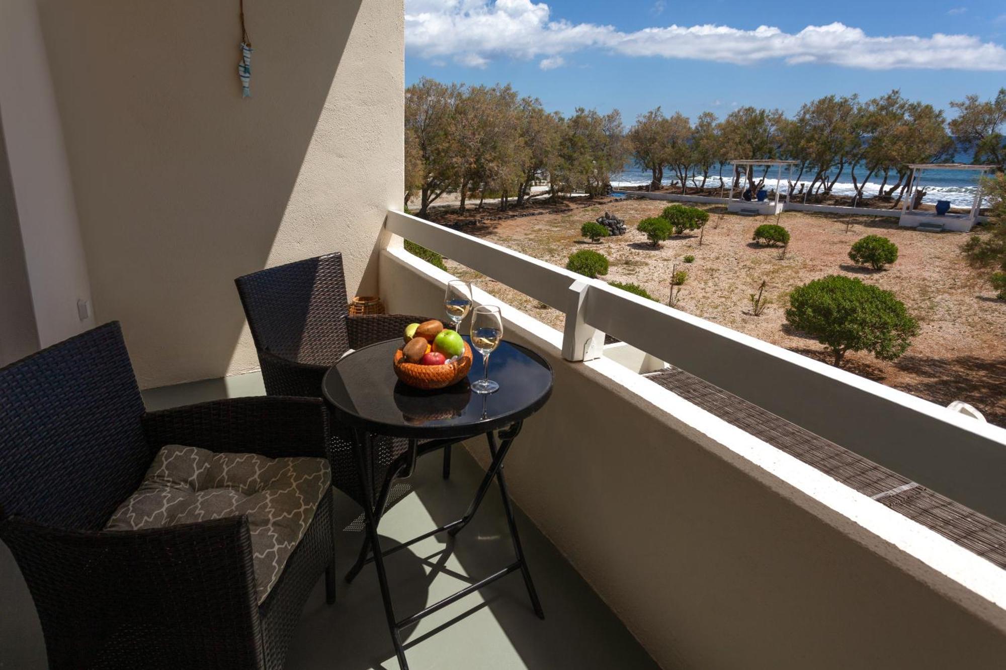 Sea Sound White Katikies Aparthotel Exomitis  Exterior photo